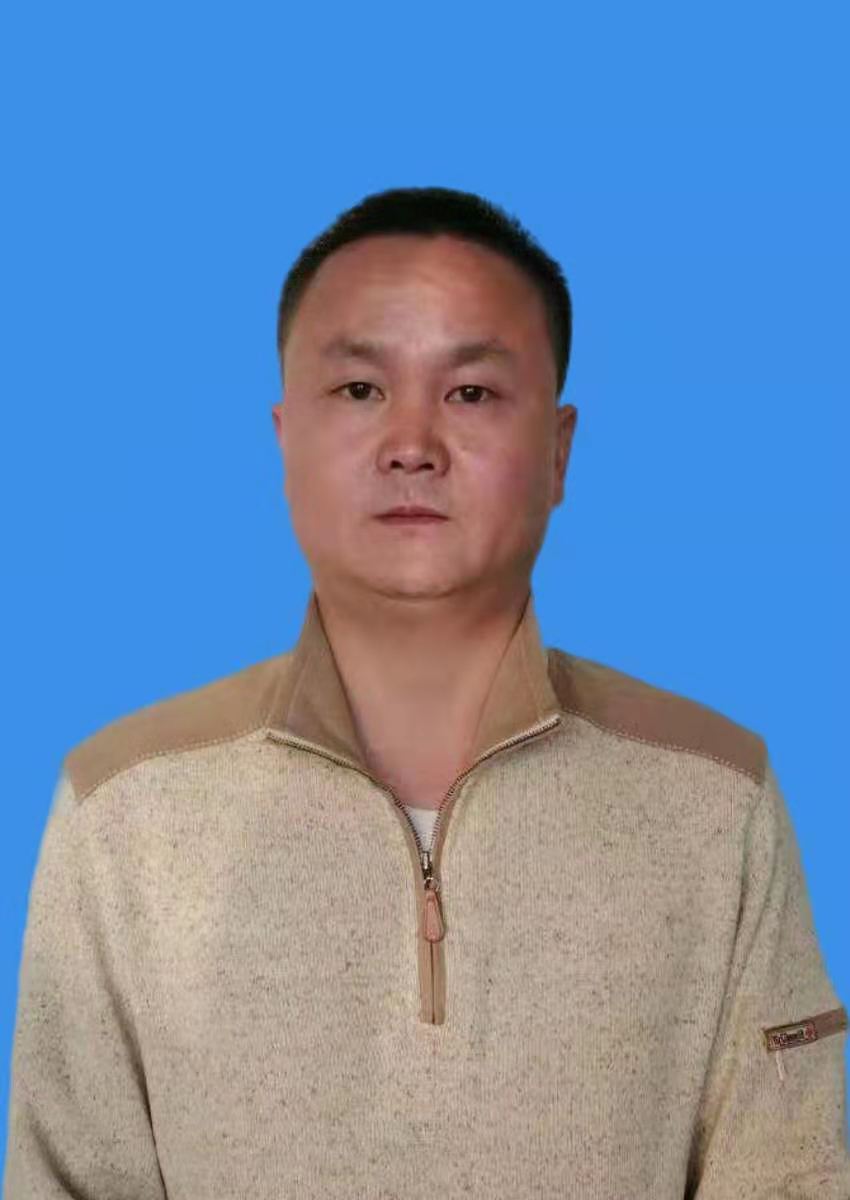 消防事业部副经理  张志新 